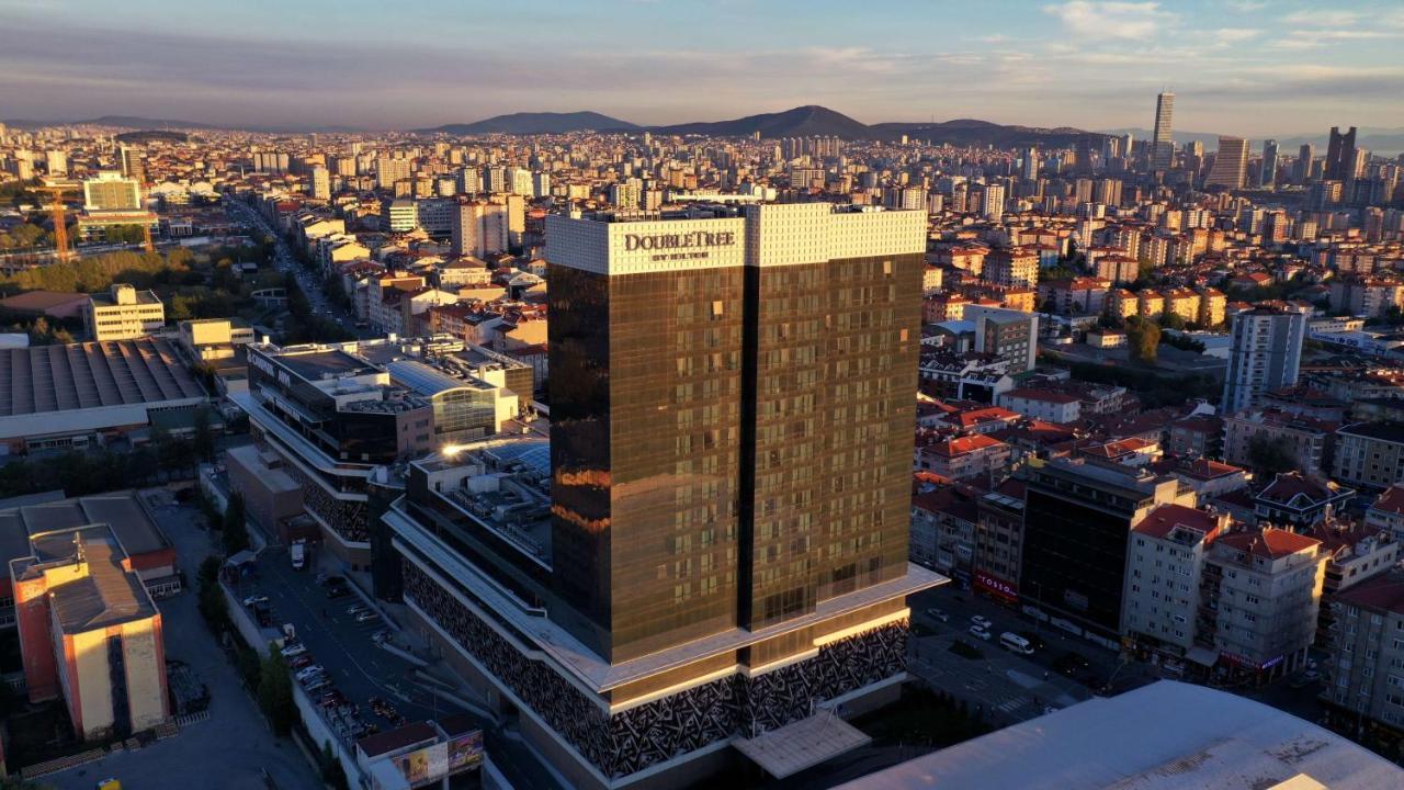Hotel Doubletree By Hilton Istanbul Umraniye Exterior foto DoubleTree by Hilton Istanbul Old Airport